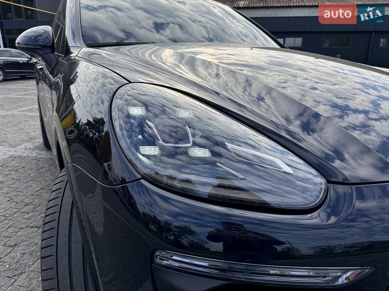 Porsche Cayenne 2016 VIN WP1AE2A20GLA17745 фото оголошення 37 з 52
