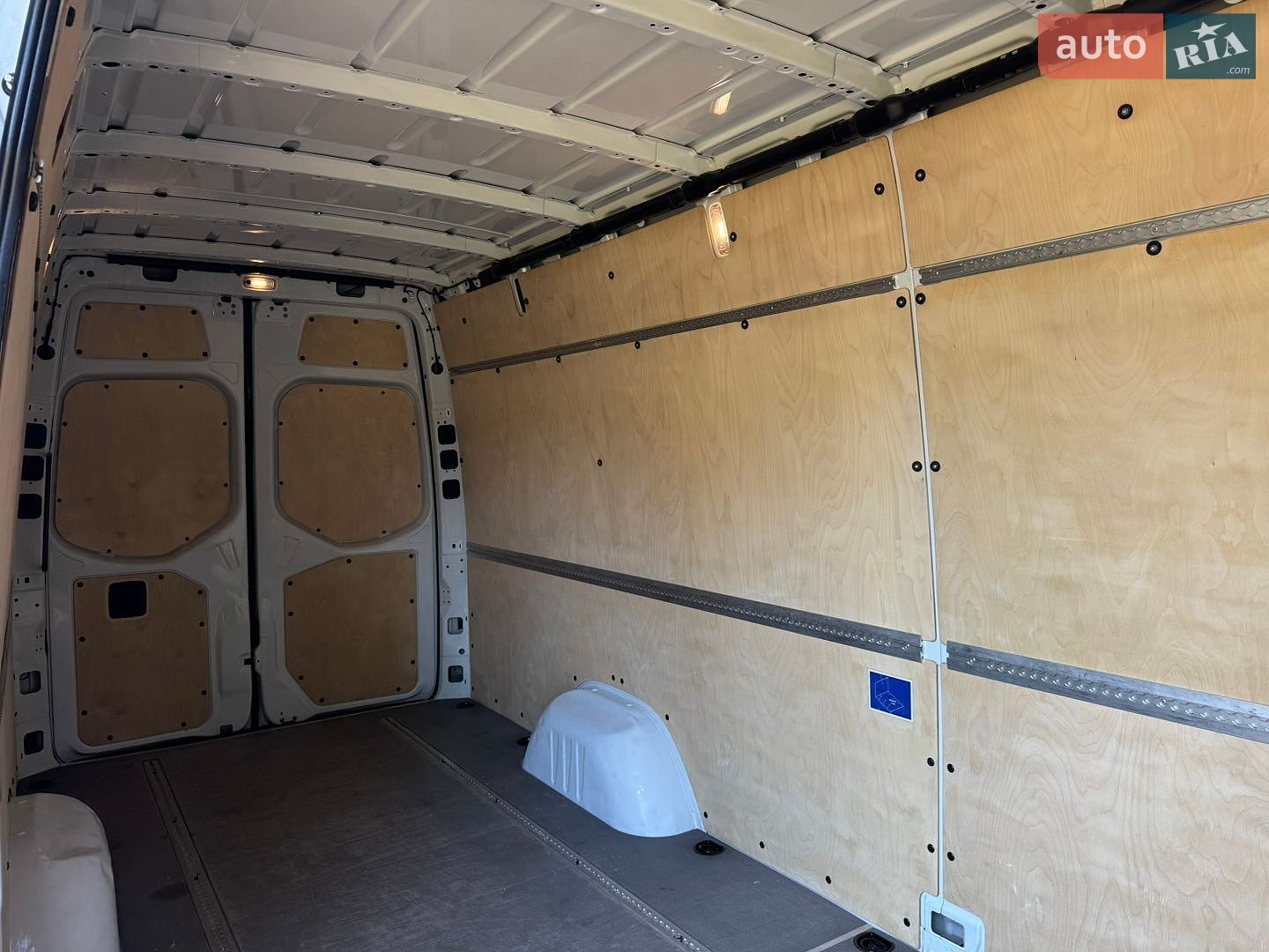 Mercedes-Benz Sprinter 2020 VIN W1V9076351P221797 фото оголошення 32 з 51