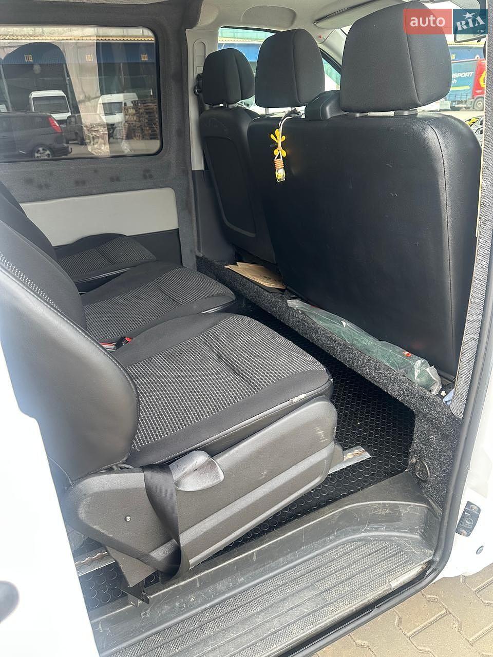 Mercedes-Benz Vito 2014 VIN WDF63960313863201 фото оголошення 4 з 8