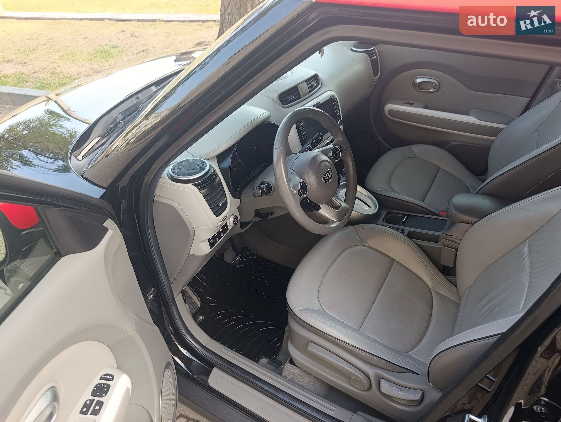 Kia Soul 2015 VIN KNAJX81EFF7002834 фото оголошення 17 з 24