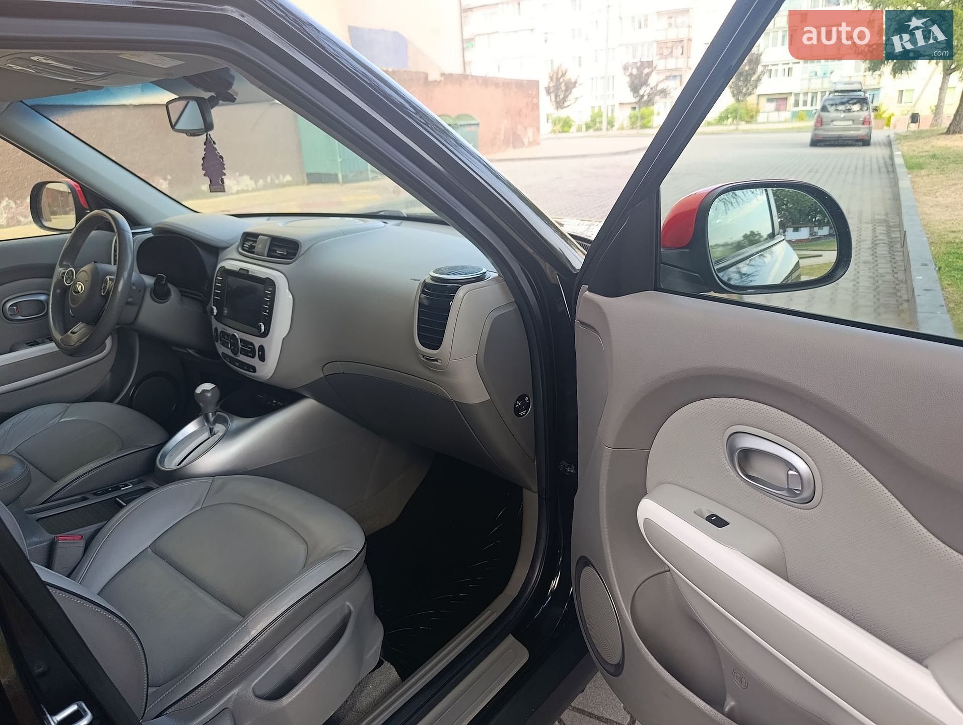 Kia Soul 2015 VIN KNAJX81EFF7002834 фото оголошення 20 з 24
