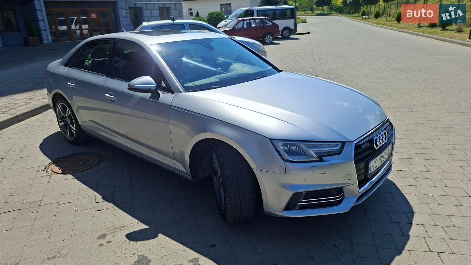 Audi A4 2016 VIN WAUANAF48HN020661 фото оголошення 6 з 19