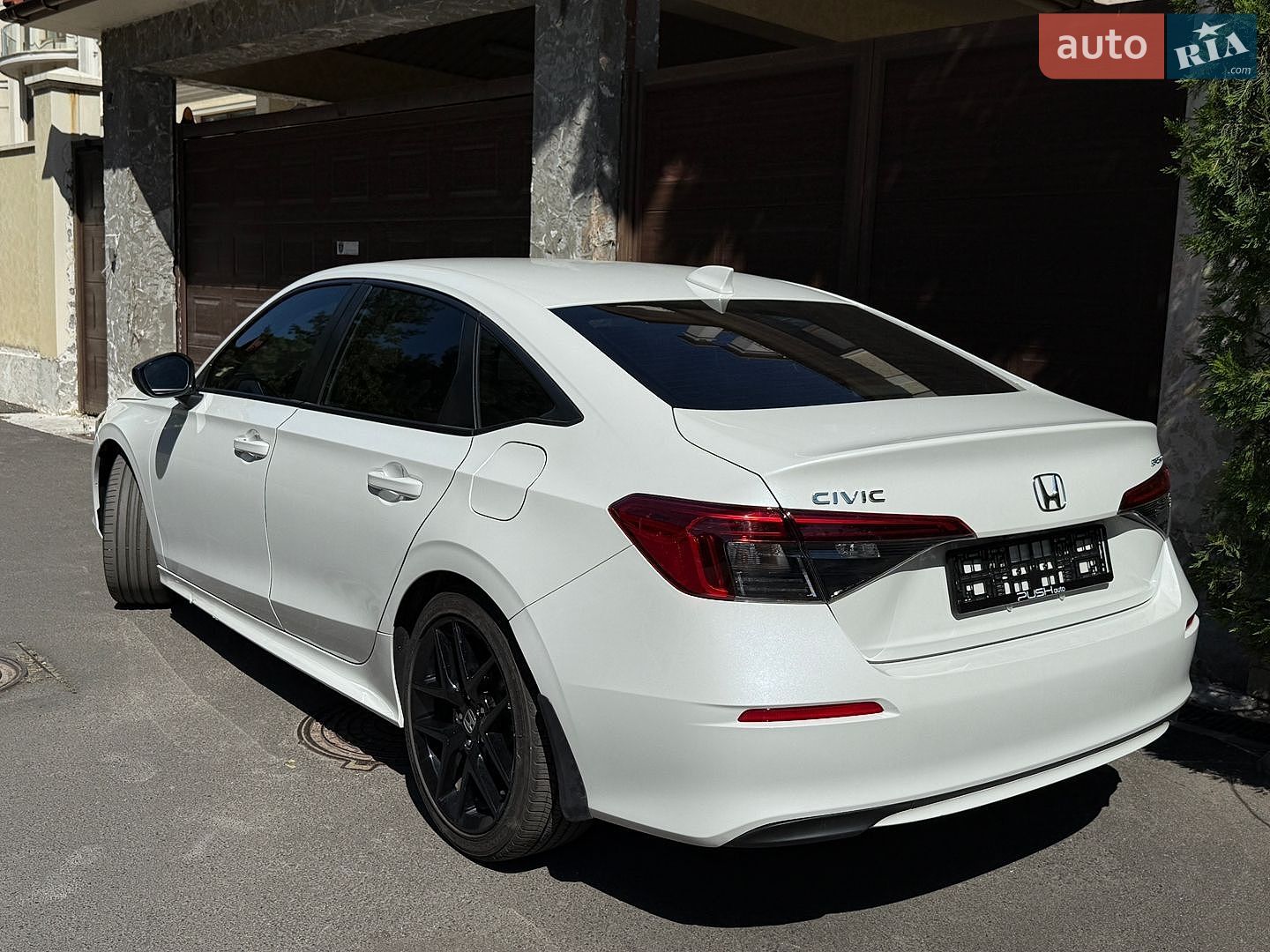 Honda Civic 2024 VIN 2HGFE2F57RH585311 фото оголошення 7 з 22