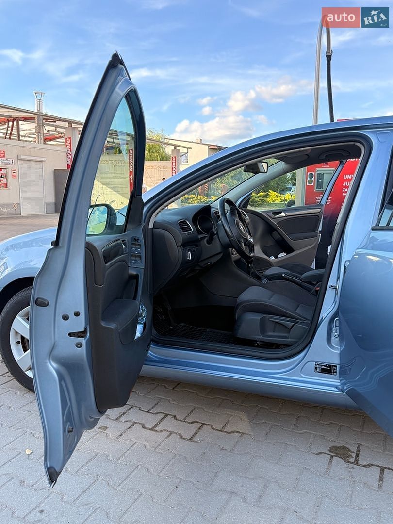 Volkswagen Golf 2009 VIN WVWZZZ1KZAP000100 фото оголошення 11 з 30