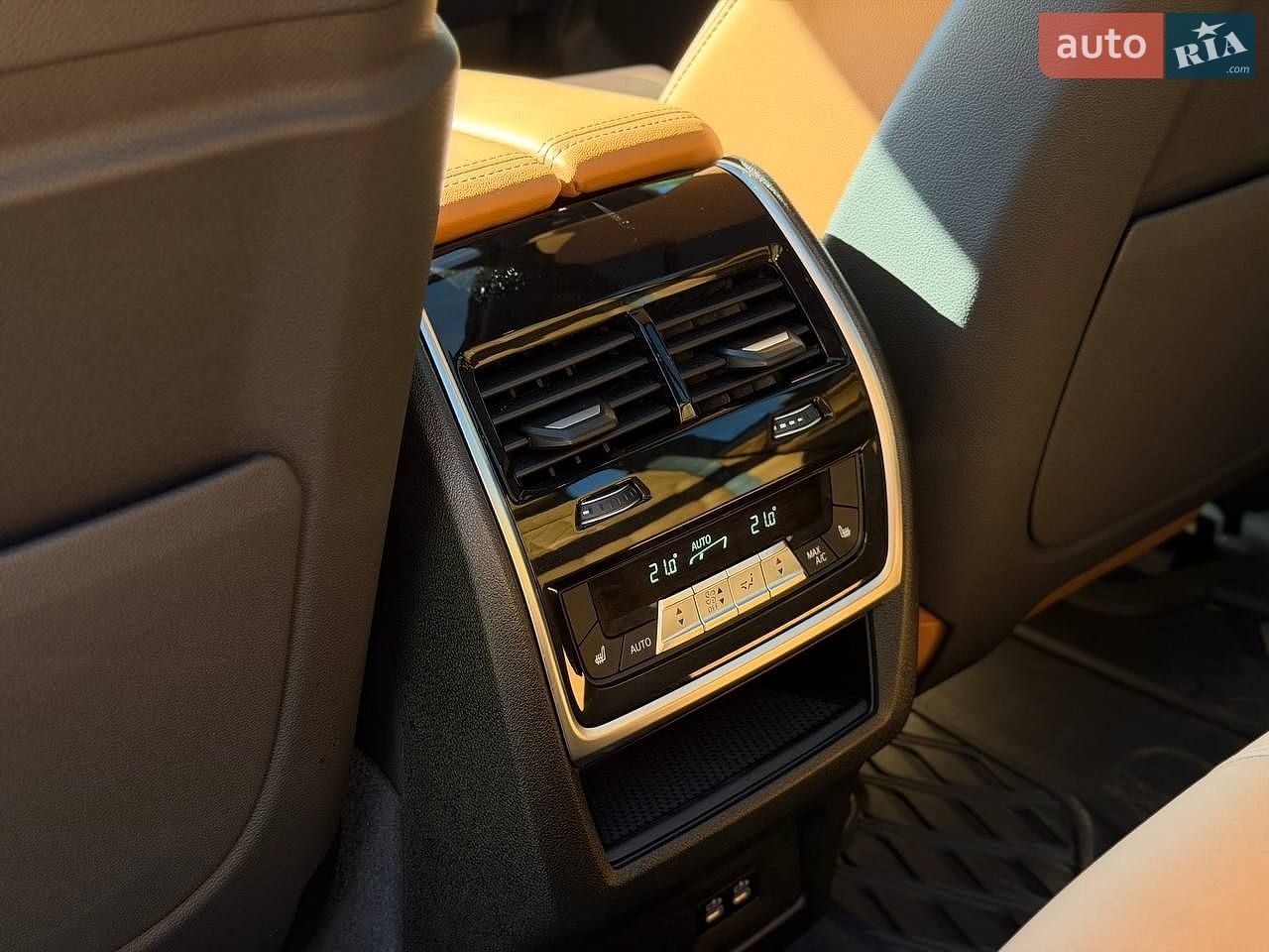 BMW X5 2024 VIN 5UX33EU02S9Y49989 фото оголошення 17 з 27