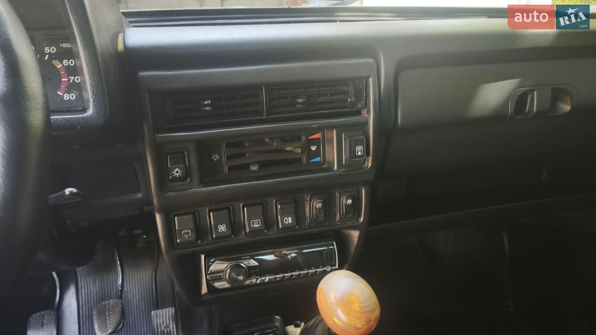 ВАЗ / Lada 21214 / 4x4 2006 VIN XTA21214071832700 фото оголошення 13 з 16