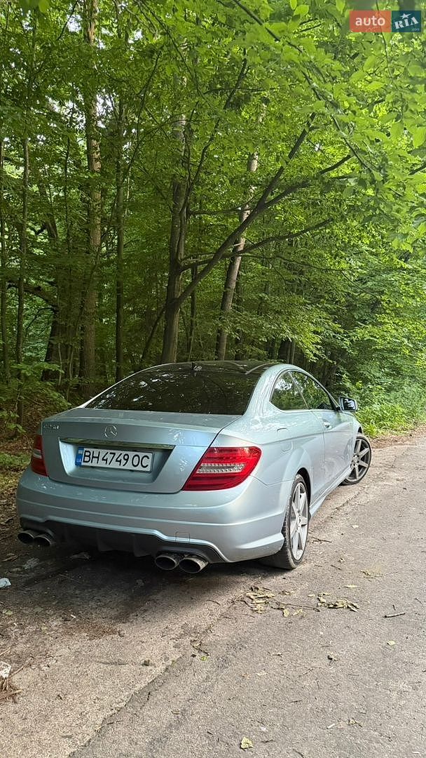 Mercedes-Benz C-Class 2012 VIN WDDGJ4HB3DG055327 фото оголошення 26 з 32