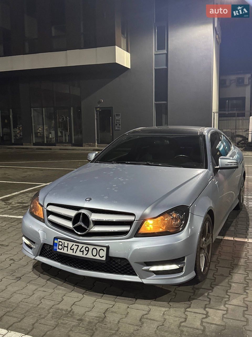 Mercedes-Benz C-Class 2012 VIN WDDGJ4HB3DG055327 фото оголошення 32 з 32