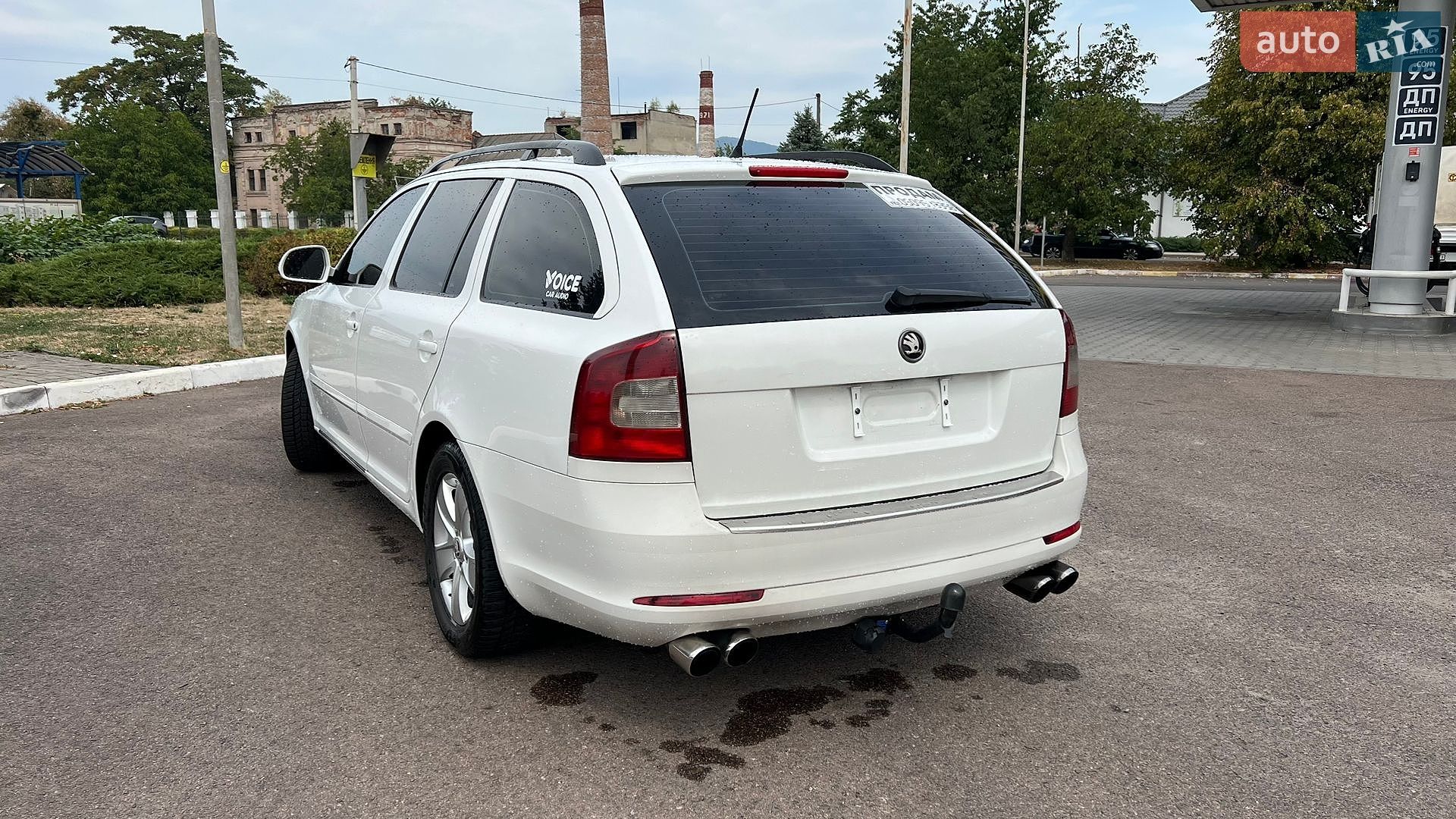 Skoda Octavia 2010 VIN TMBHT61Z0B2054089 фото оголошення 9 з 18