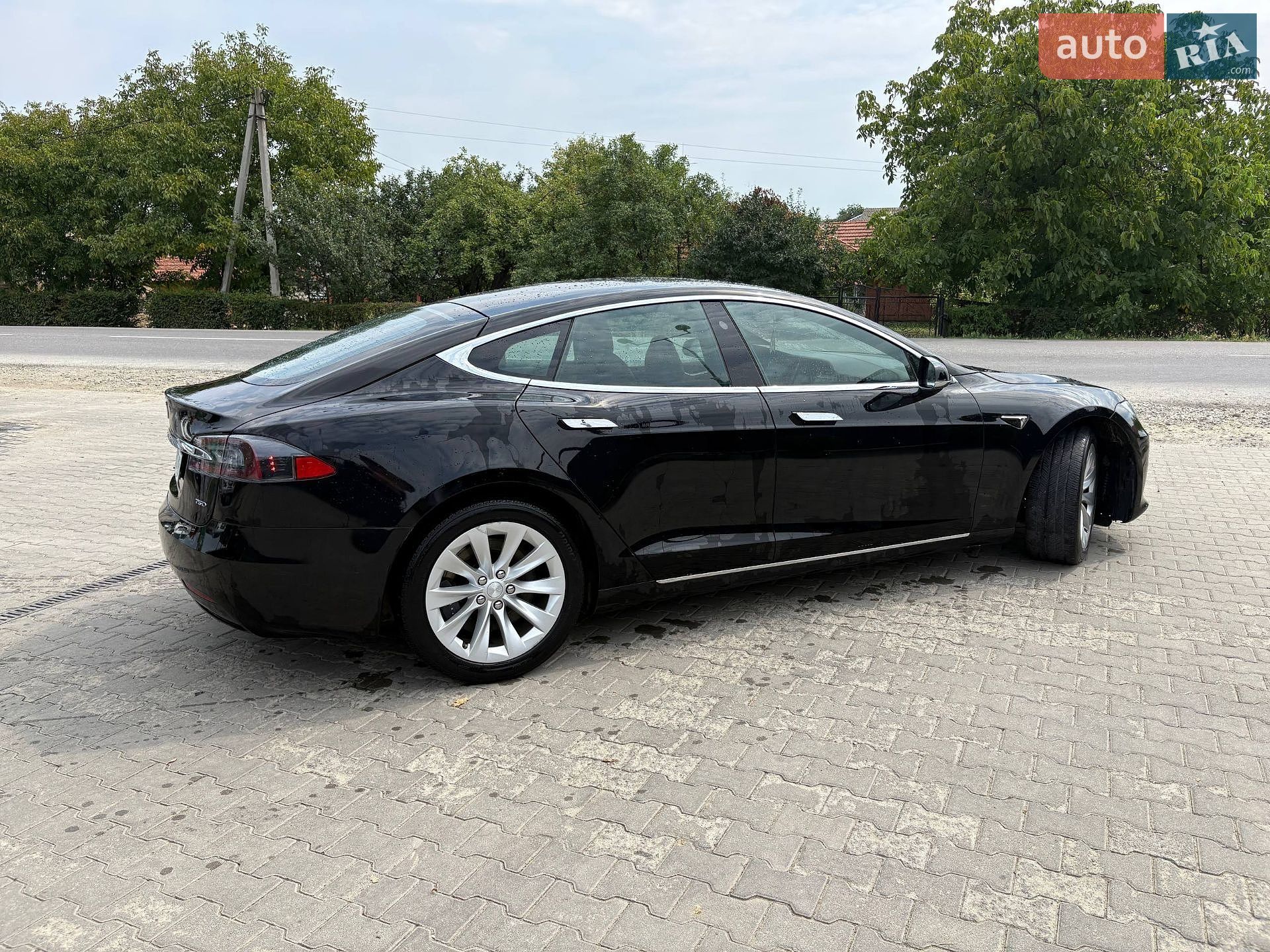 Tesla Model S 2018 VIN 5YJSA1E2XJF286173 фото оголошення 13 з 29