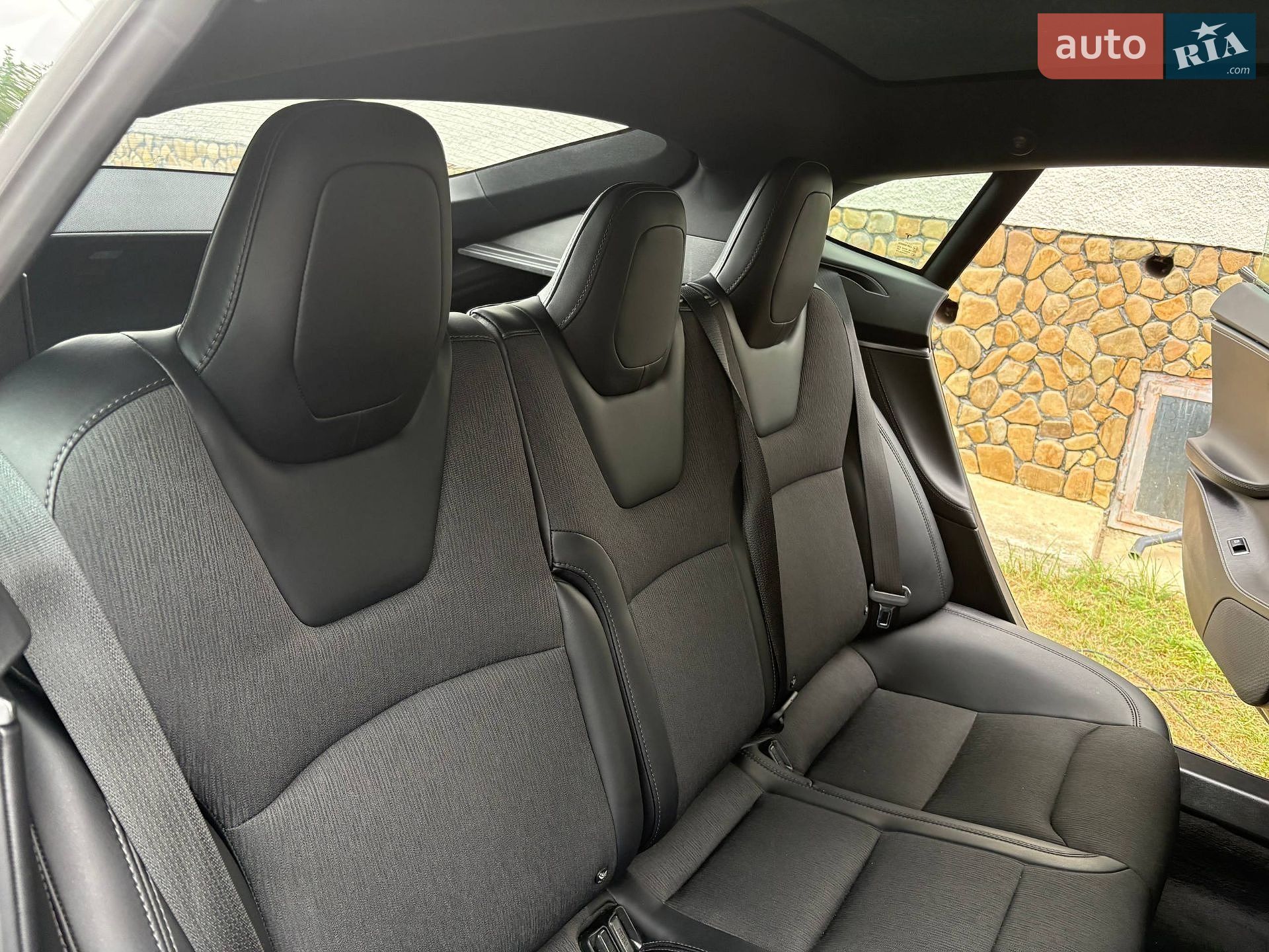 Tesla Model S 2018 VIN 5YJSA1E2XJF286173 фото оголошення 19 з 29