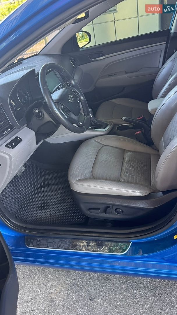 Hyundai Elantra 2016 VIN KMHD84LF0HU291911 фото оголошення 10 з 19