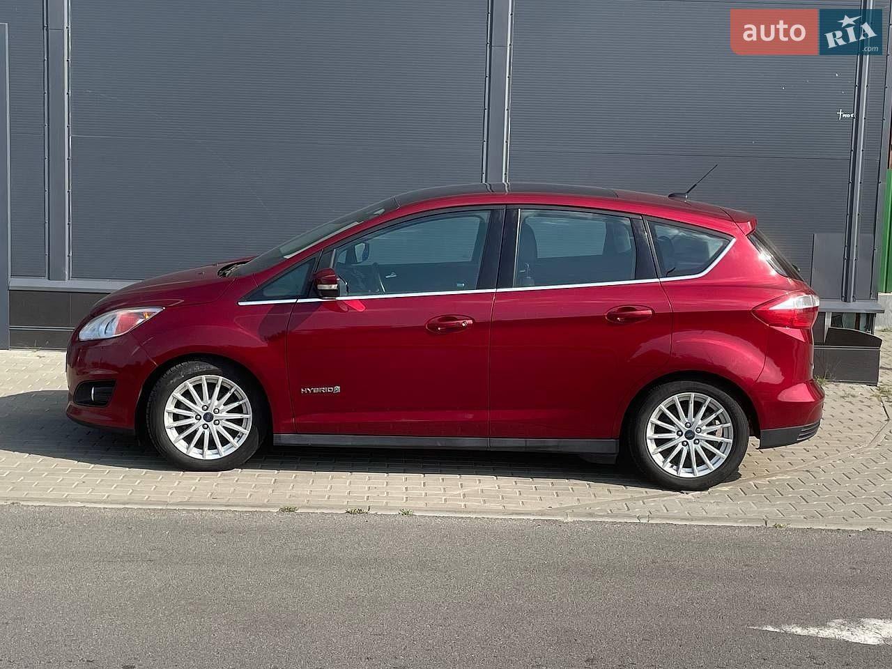 Ford C-Max 2016 VIN 1FADP5BU8GL106706 фото оголошення 8 з 19