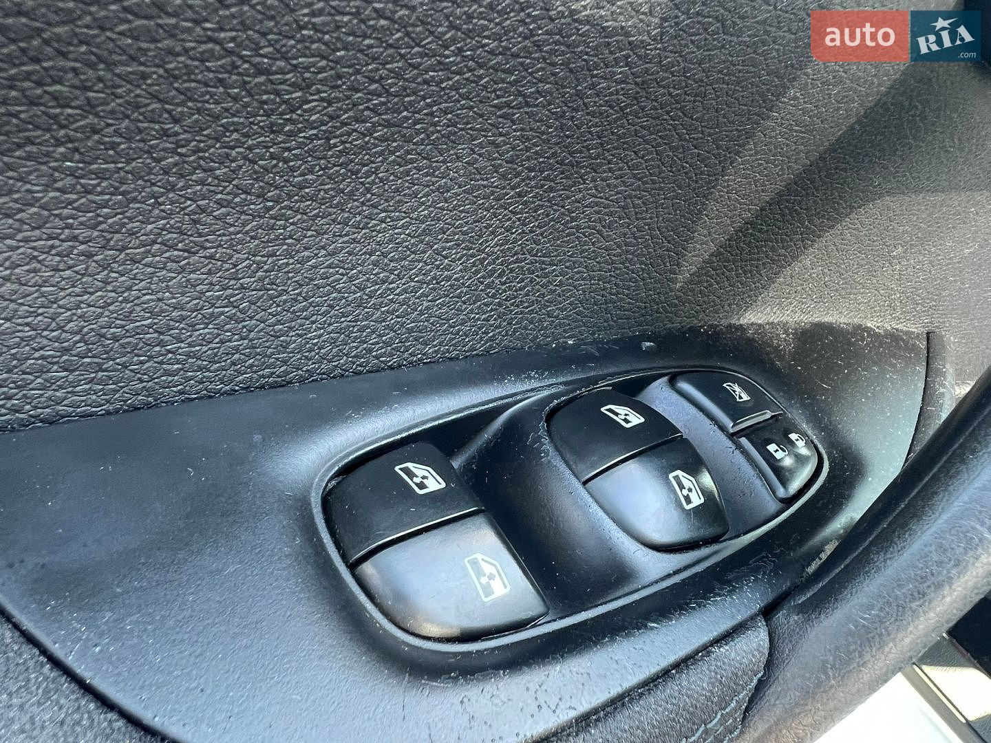 Nissan Qashqai 2018 VIN SJNFEAJ11U2471825 фото оголошення 13 з 13