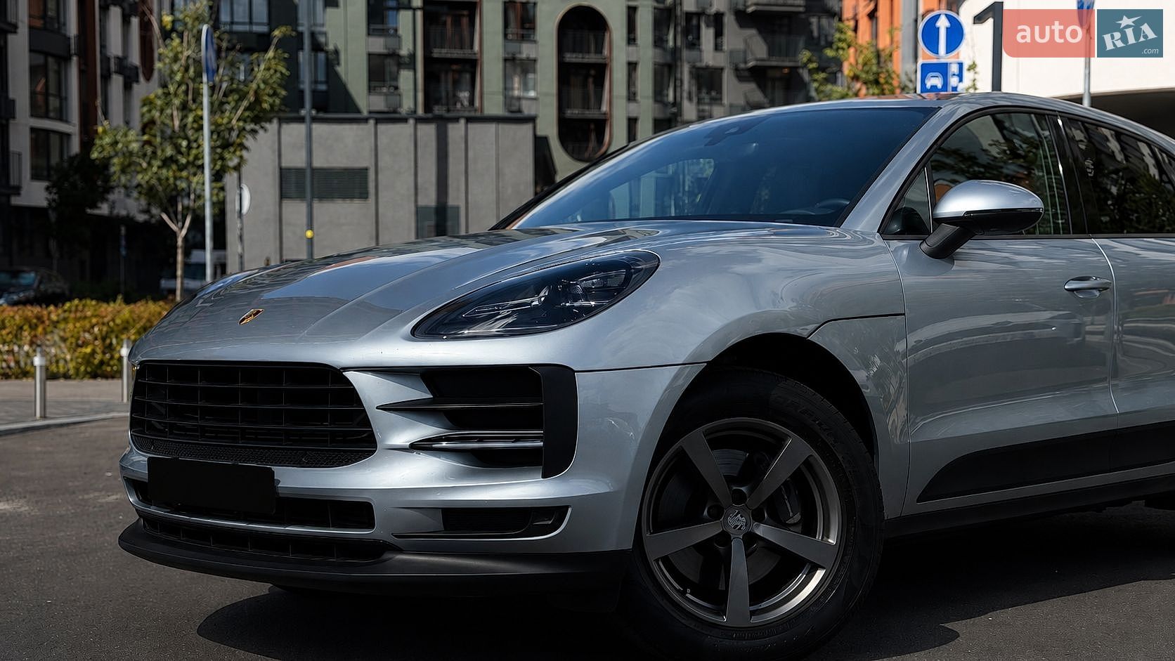 Porsche Macan 2019 VIN WP1AA2A53KLB05297 фото оголошення 2 з 22