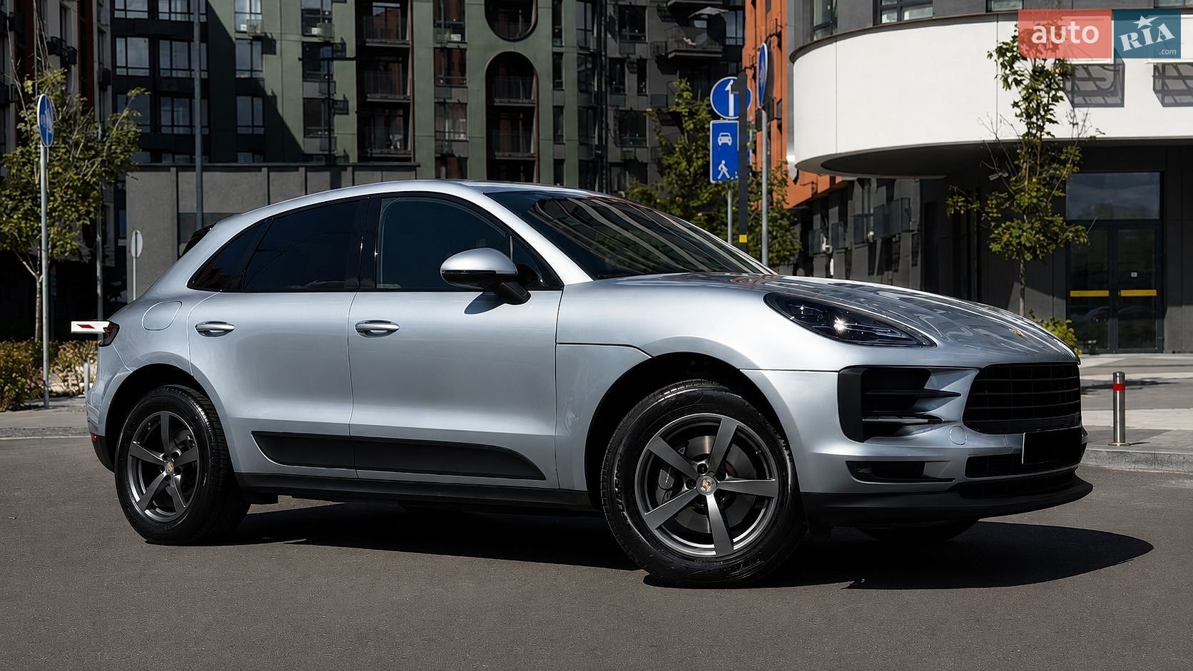 Porsche Macan 2019 VIN WP1AA2A53KLB05297 фото оголошення 4 з 22