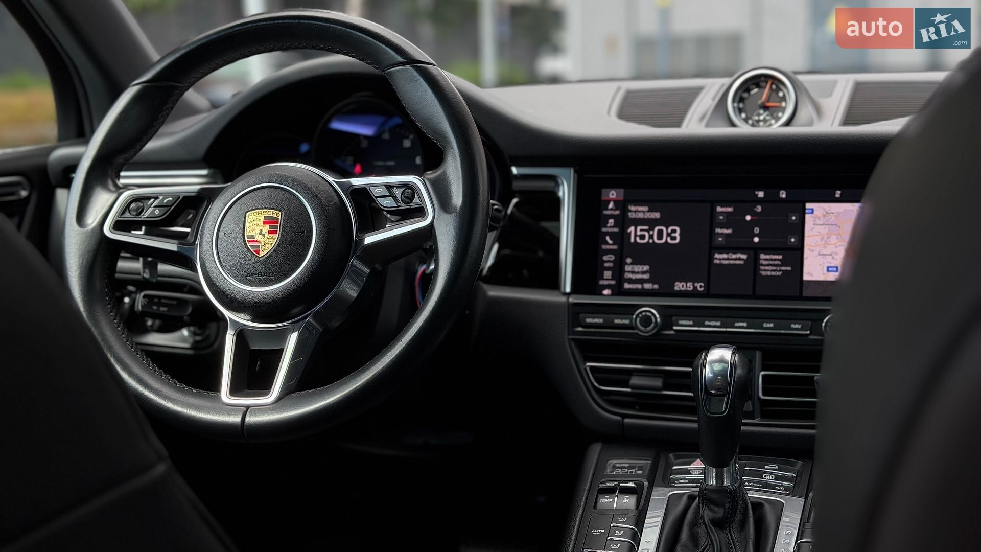 Porsche Macan 2019 VIN WP1AA2A53KLB05297 фото оголошення 18 з 22