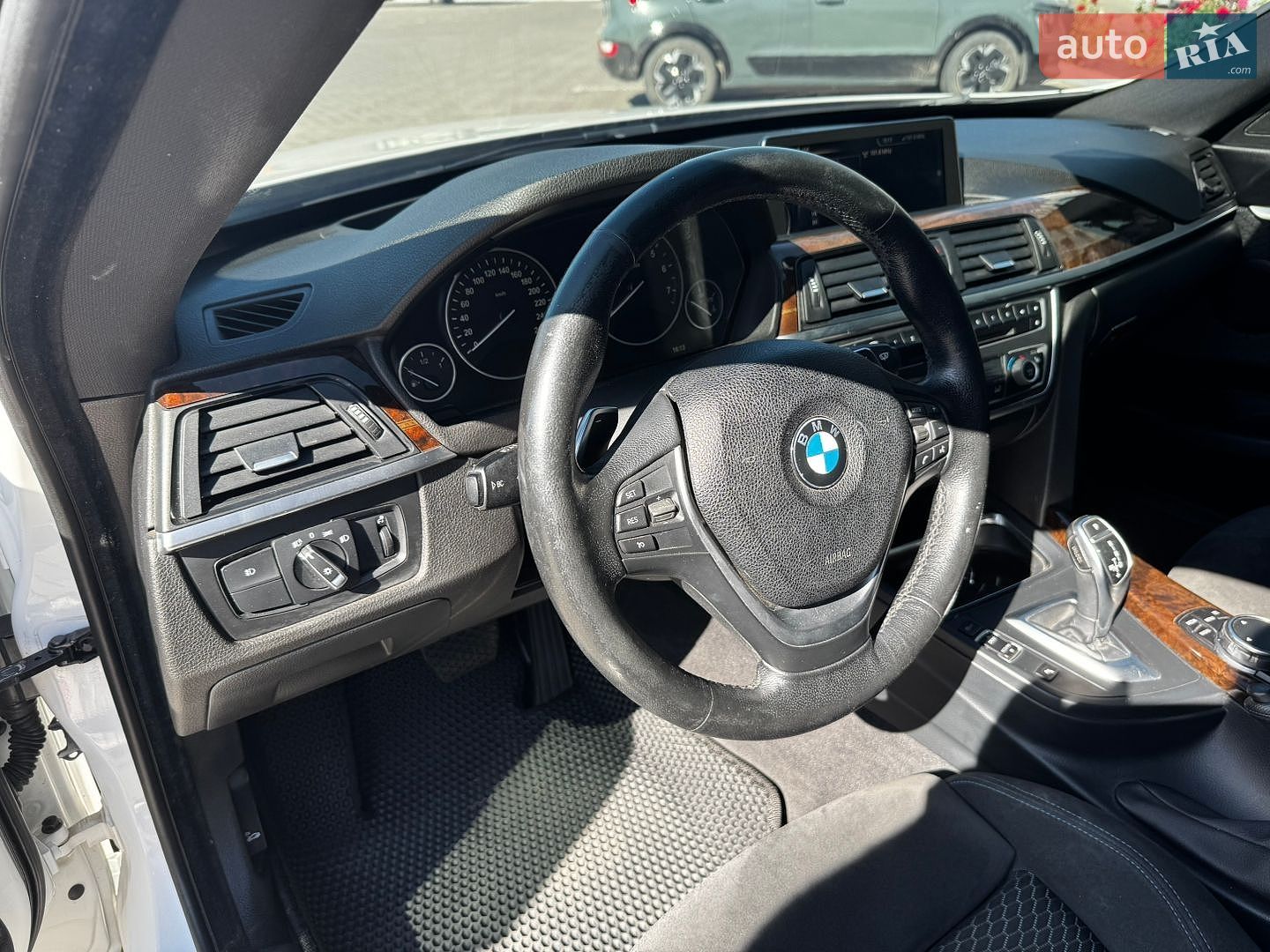 BMW 3 Series GT 2015 VIN WBA3X5C59FD562541 фото оголошення 17 з 37