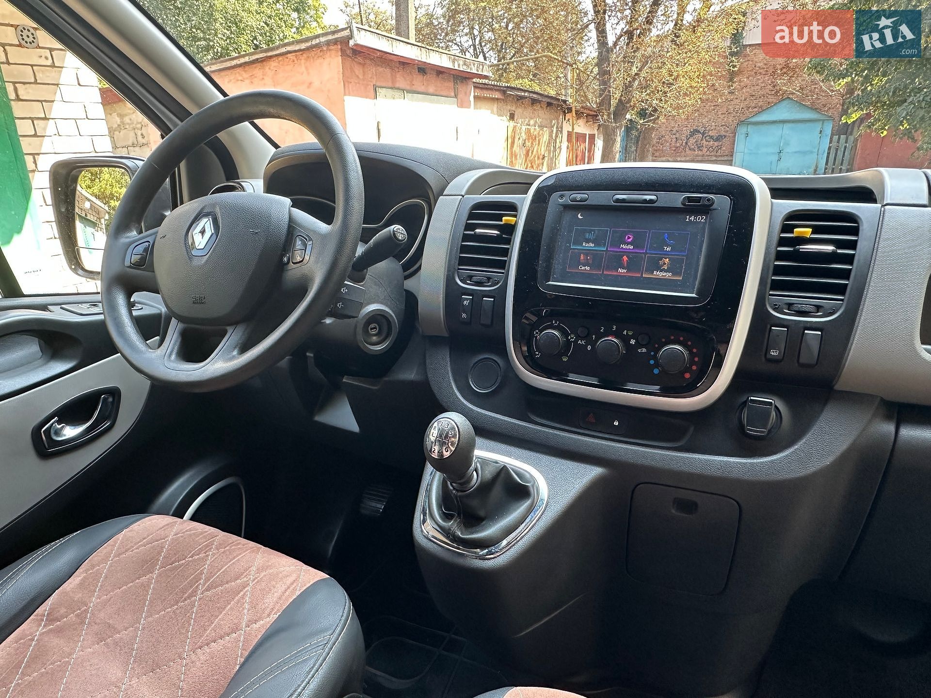 Renault Trafic 2018 VIN VF1FL000X60494621 фото оголошення 19 з 38