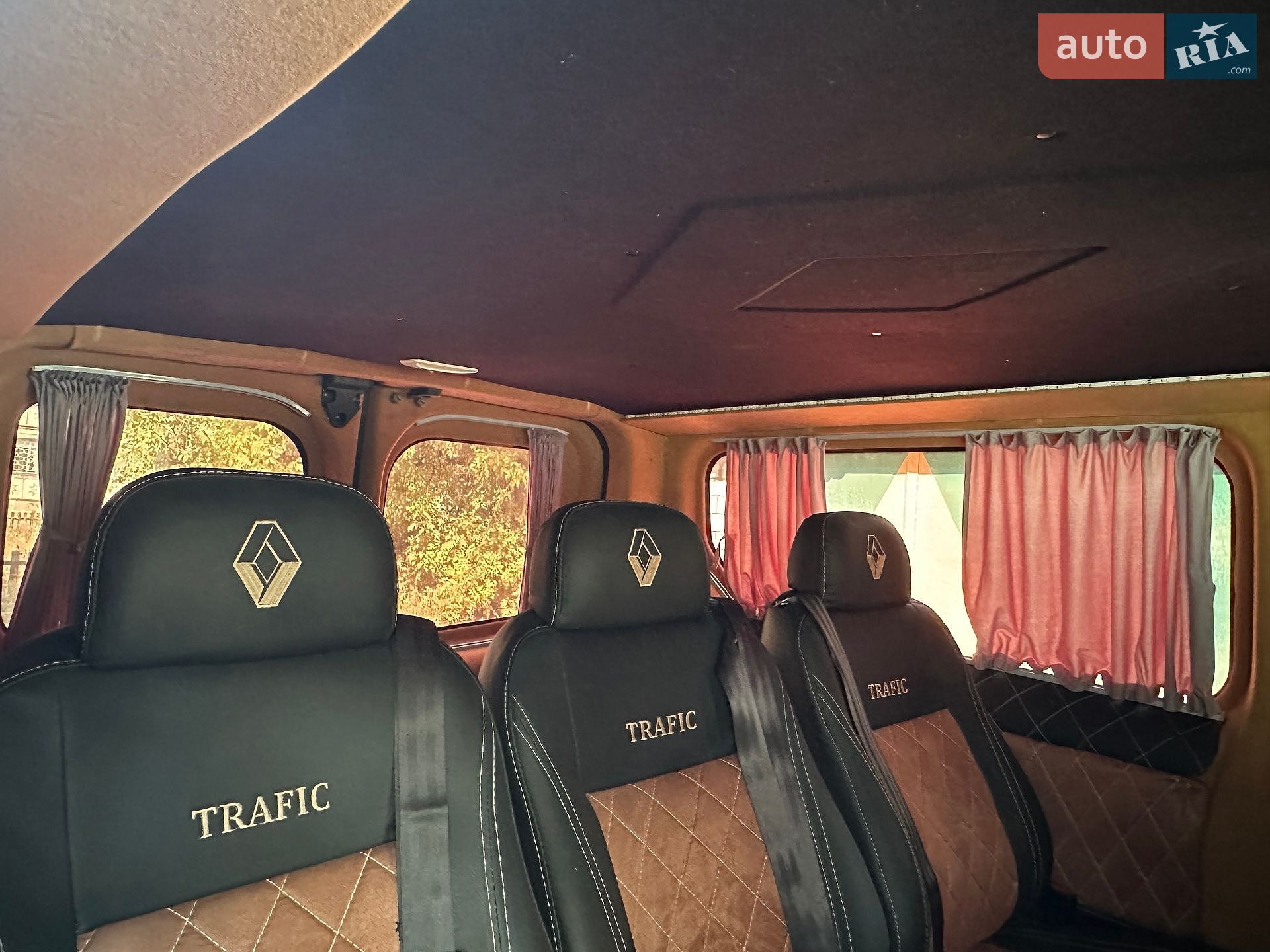 Renault Trafic 2018 VIN VF1FL000X60494621 фото оголошення 32 з 38