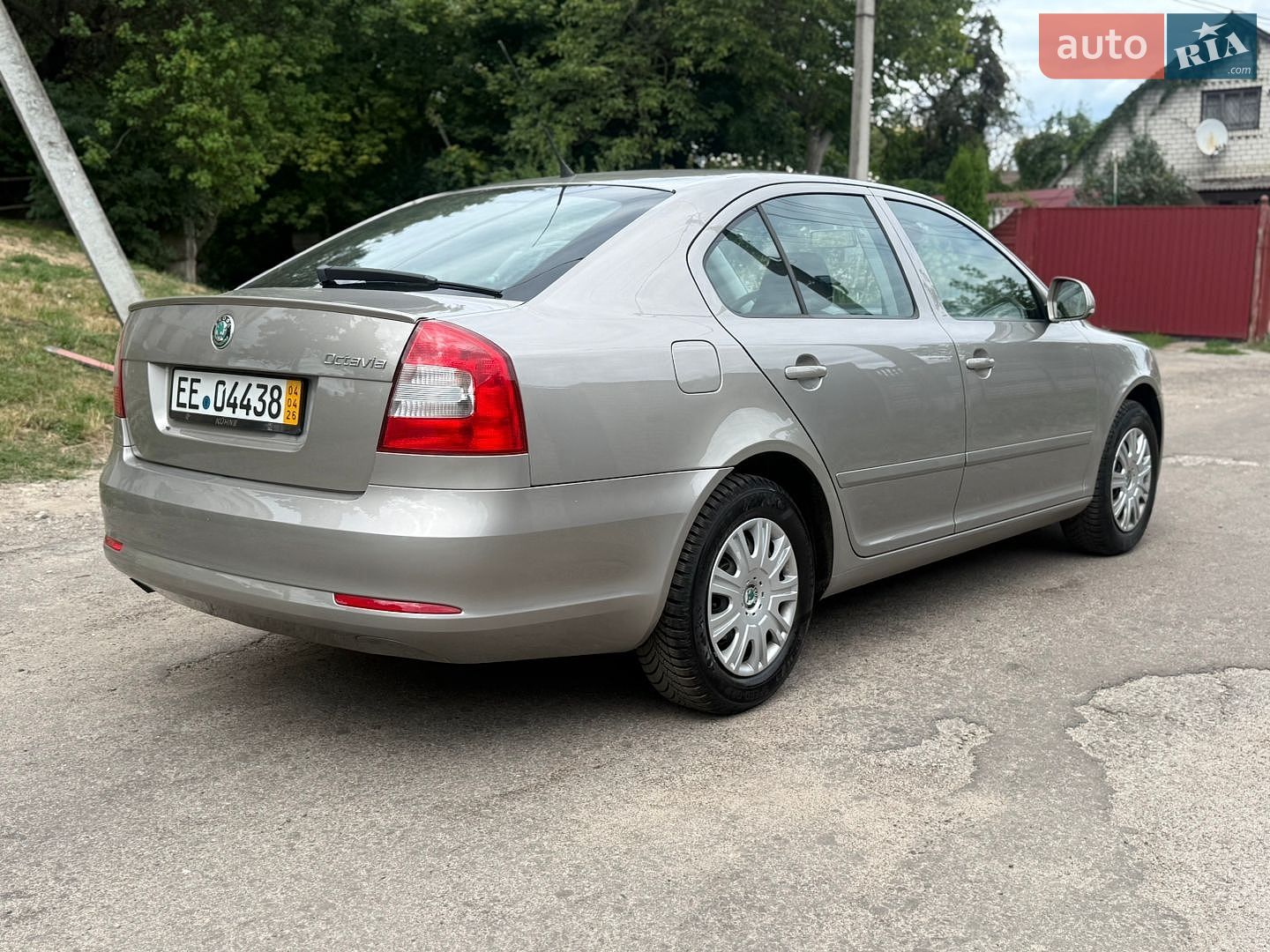 Skoda Octavia 2011 VIN TMBDA61ZXB2143950 фото оголошення 4 з 70