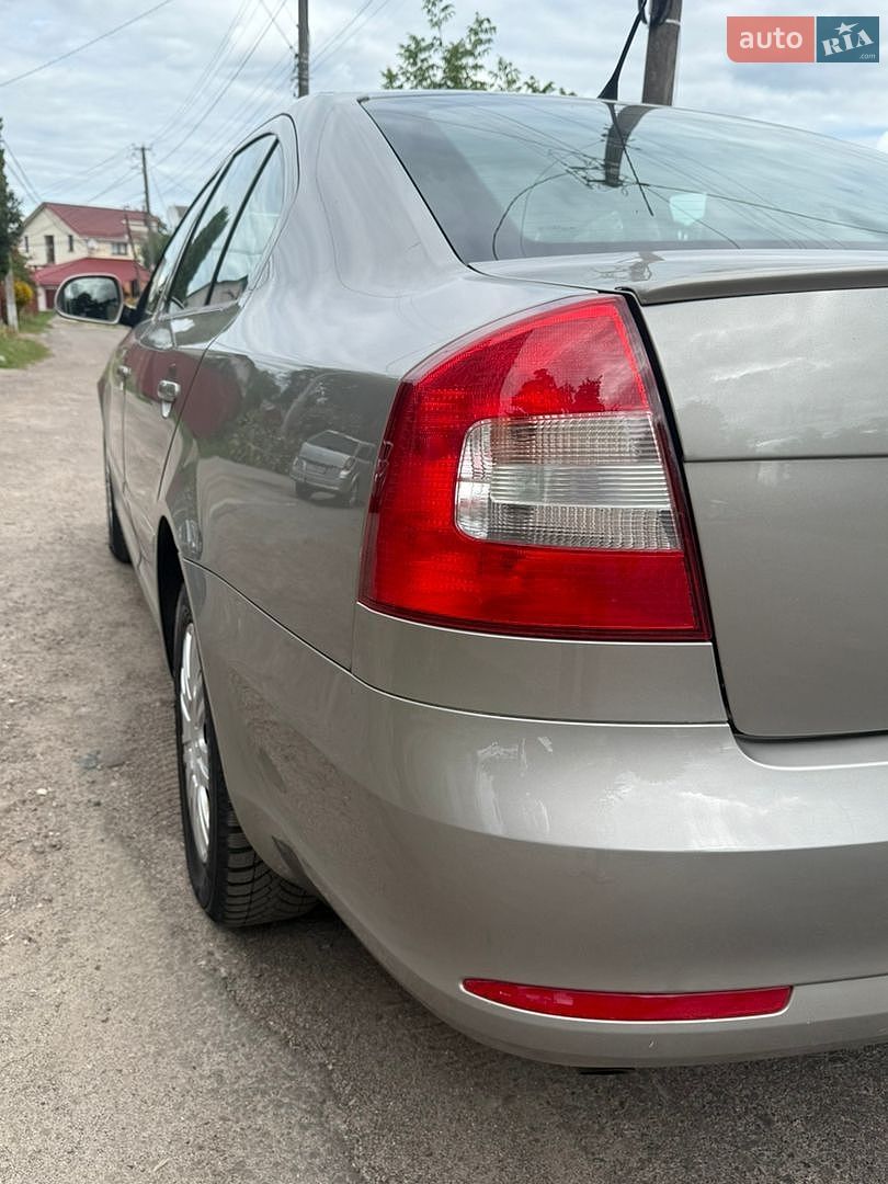 Skoda Octavia 2011 VIN TMBDA61ZXB2143950 фото оголошення 13 з 70