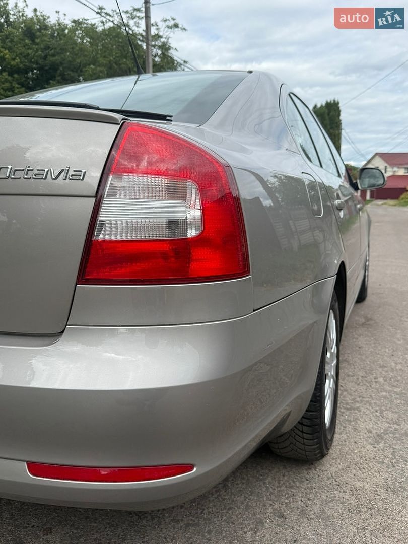 Skoda Octavia 2011 VIN TMBDA61ZXB2143950 фото оголошення 14 з 70