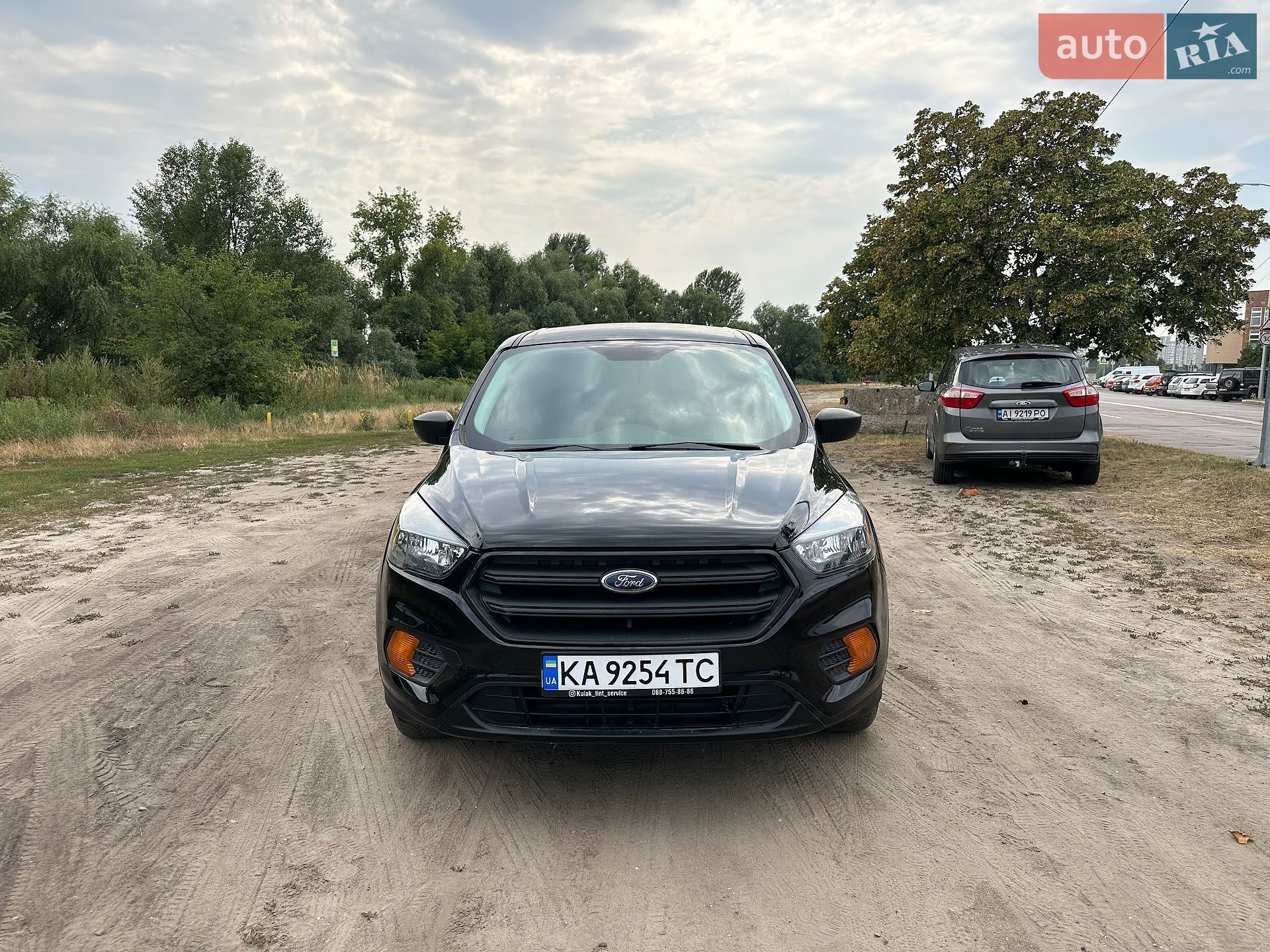 Ford Escape 2019 VIN 1FMCU0F78KUC19656 фото оголошення 2 з 13