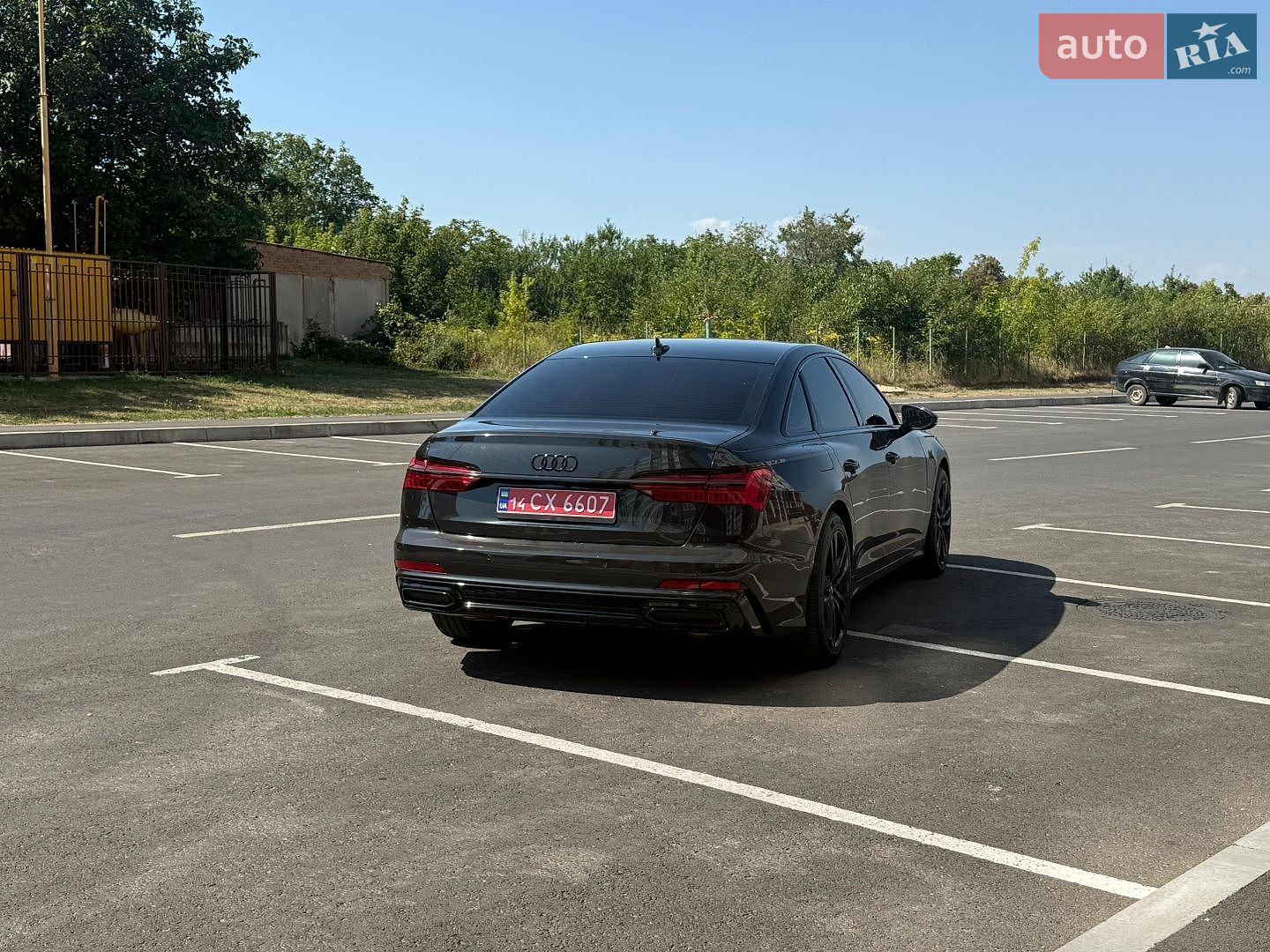 Audi A6 2019 VIN WAUL2AF29KN077880 фото оголошення 5 з 16
