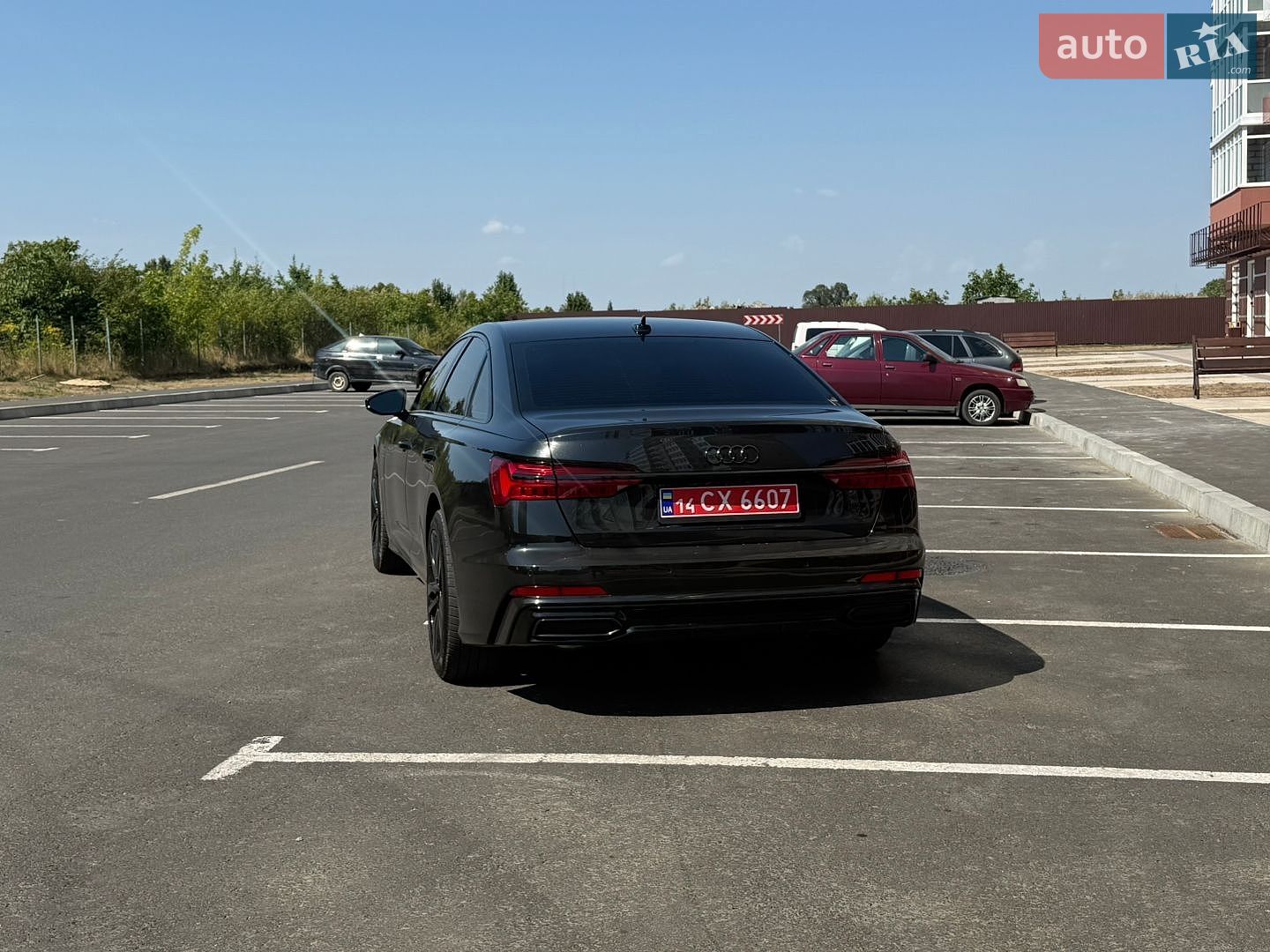 Audi A6 2019 VIN WAUL2AF29KN077880 фото оголошення 7 з 16