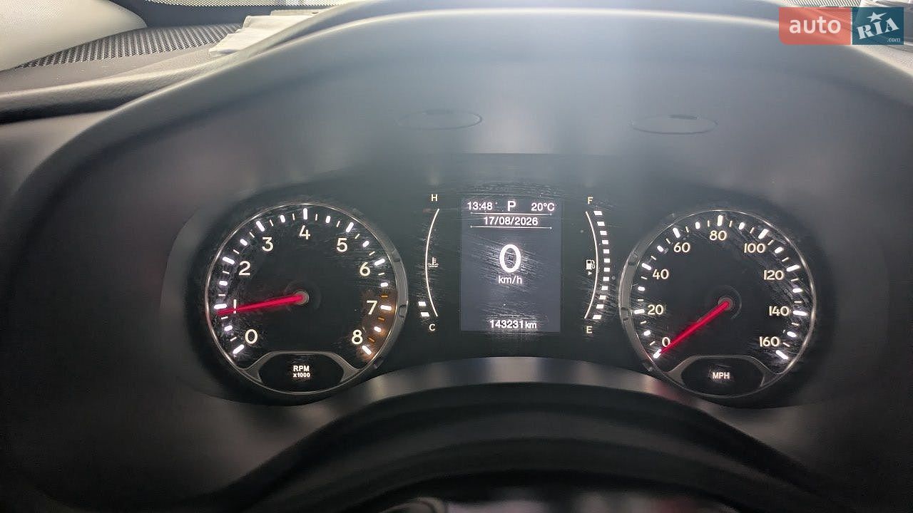 Jeep Renegade 2016 VIN ZACCJBBT9GPD93918 фото оголошення 3 з 11