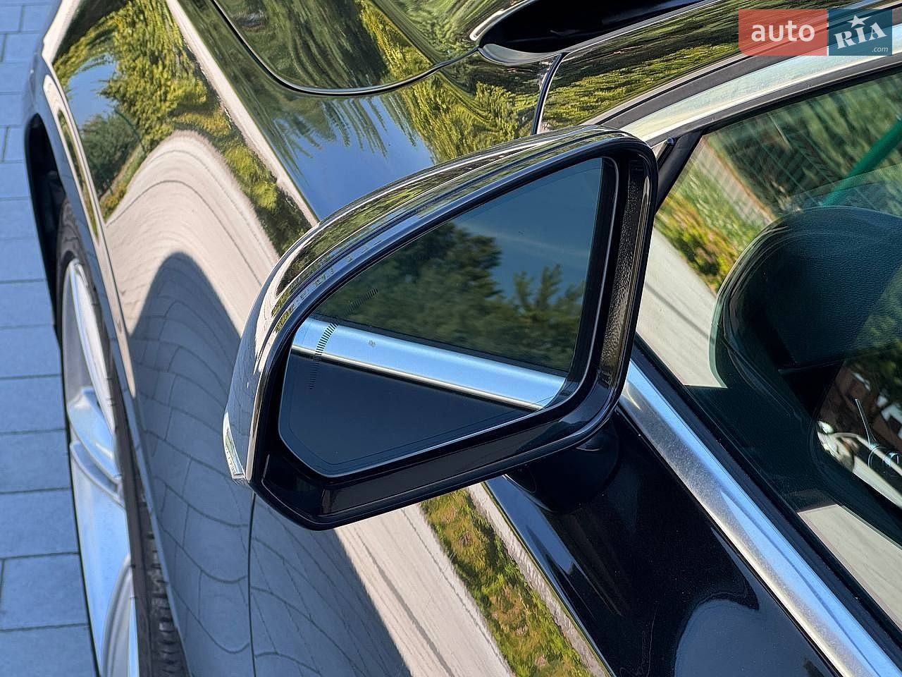 Volvo S90 2017 VIN LVY982AK8JP017920 фото оголошення 24 з 31