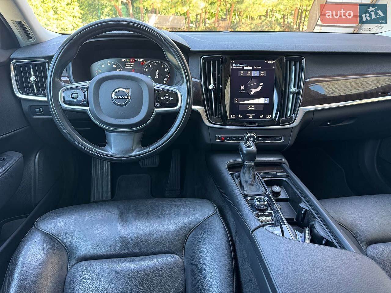 Volvo S90 2017 VIN LVY982AK8JP017920 фото оголошення 15 з 31