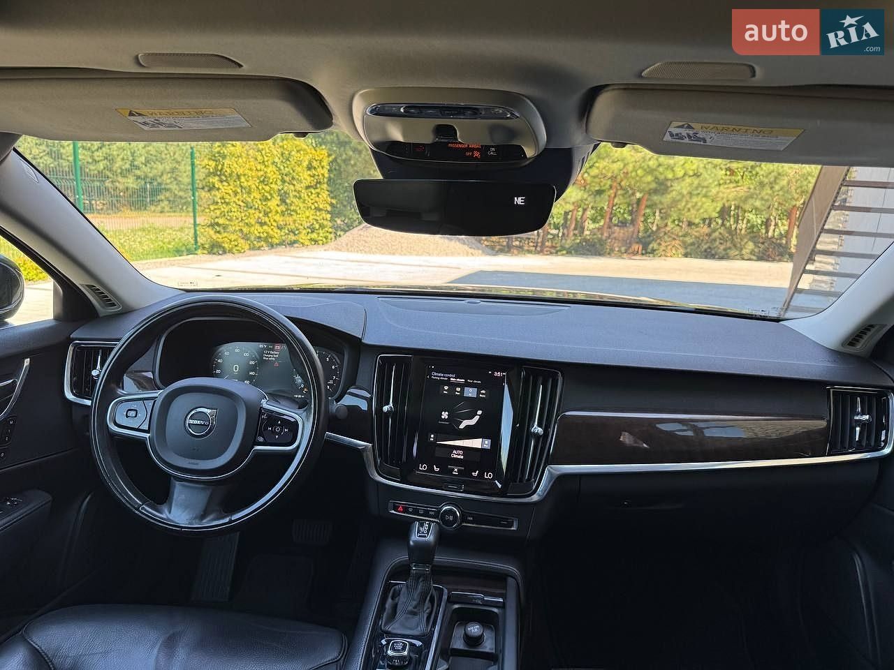 Volvo S90 2017 VIN LVY982AK8JP017920 фото оголошення 13 з 31