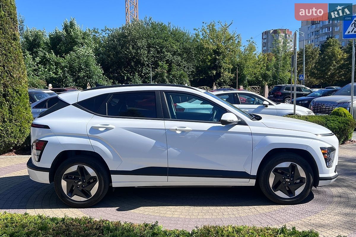 Hyundai Kona Electric 2025 VIN KM8HC3A60SU030606 фото оголошення 8 з 23