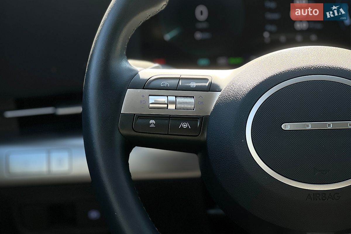Hyundai Kona Electric 2025 VIN KM8HC3A60SU030606 фото оголошення 12 з 23