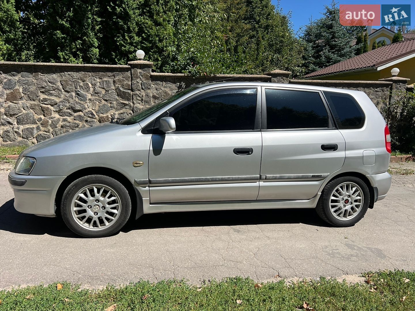 Mitsubishi Space Star 2000 VIN XMCLRDG5A1F014906 фото оголошення 4 з 73