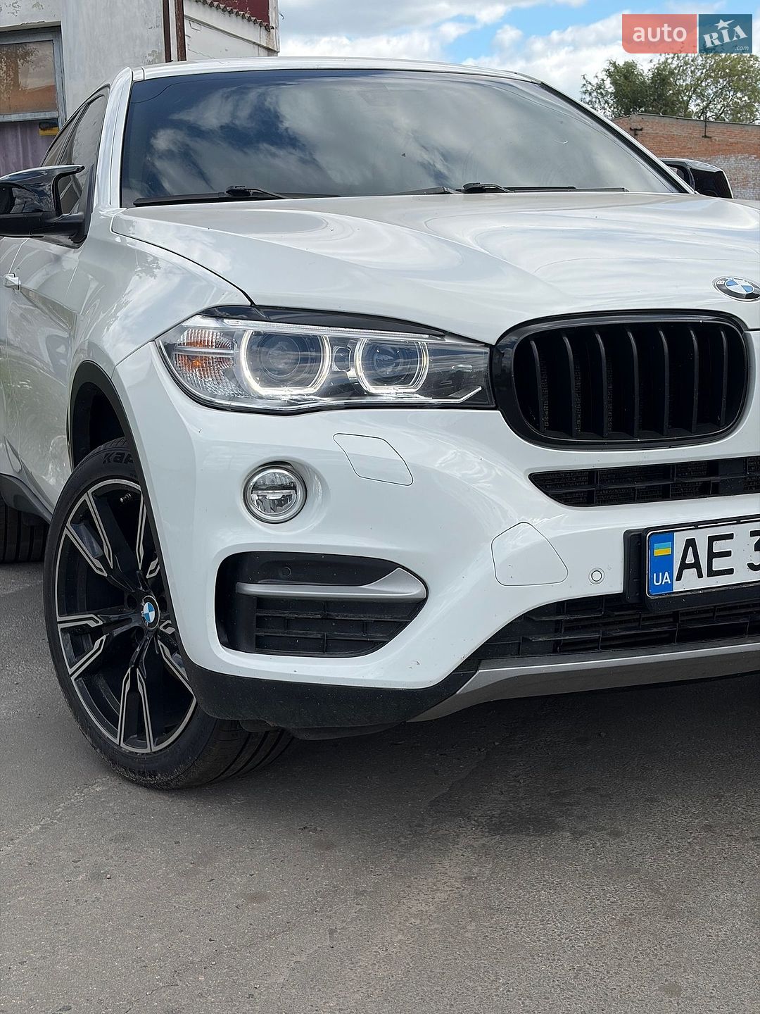 BMW X6 2015 VIN WBAKV210500R26539 фото оголошення 6 з 15