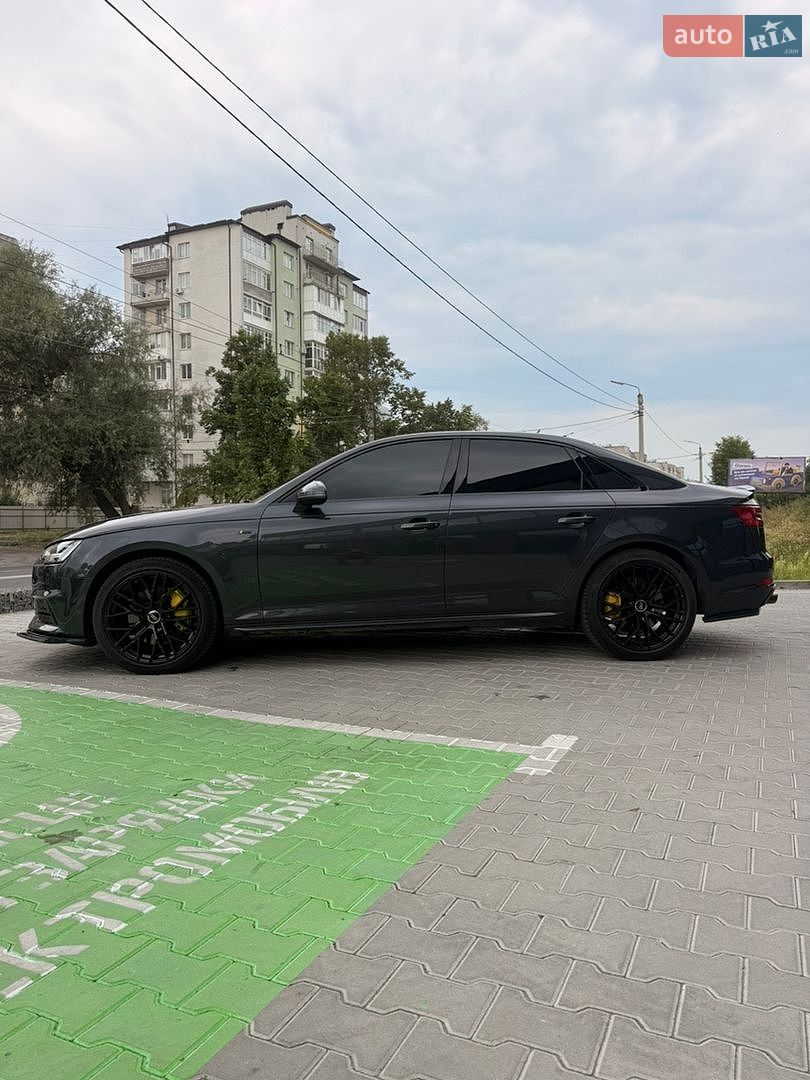 Audi A4 2016 VIN WAUENAF45HN017024 фото оголошення 5 з 22