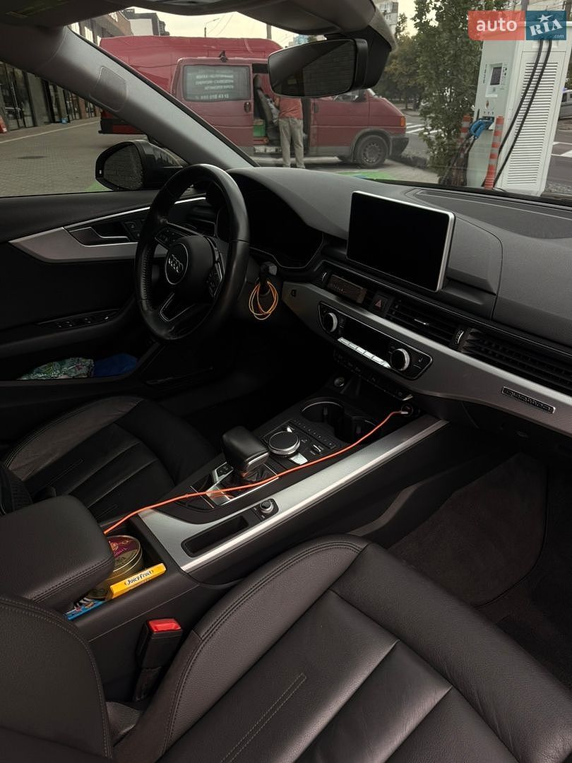 Audi A4 2016 VIN WAUENAF45HN017024 фото оголошення 18 з 22