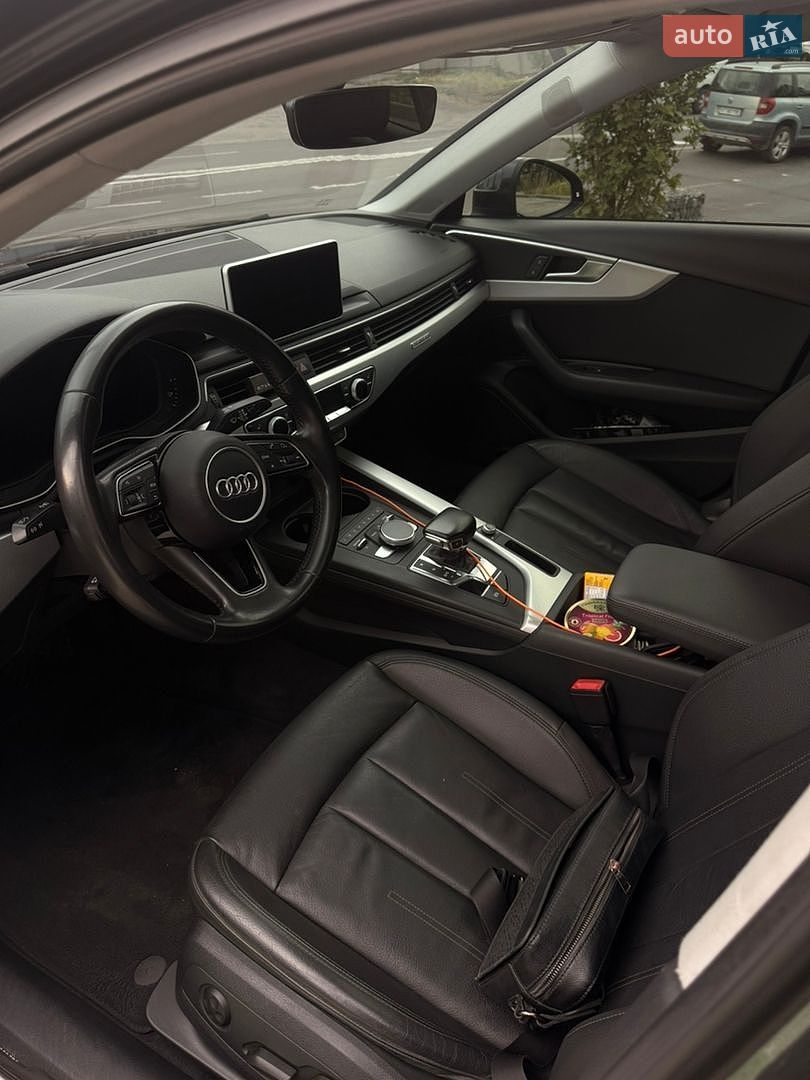 Audi A4 2016 VIN WAUENAF45HN017024 фото оголошення 16 з 22