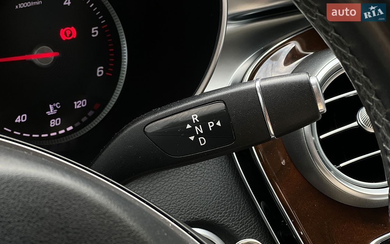 Mercedes-Benz C-Class 2015 VIN WDD2050371F177342 фото оголошення 11 з 22