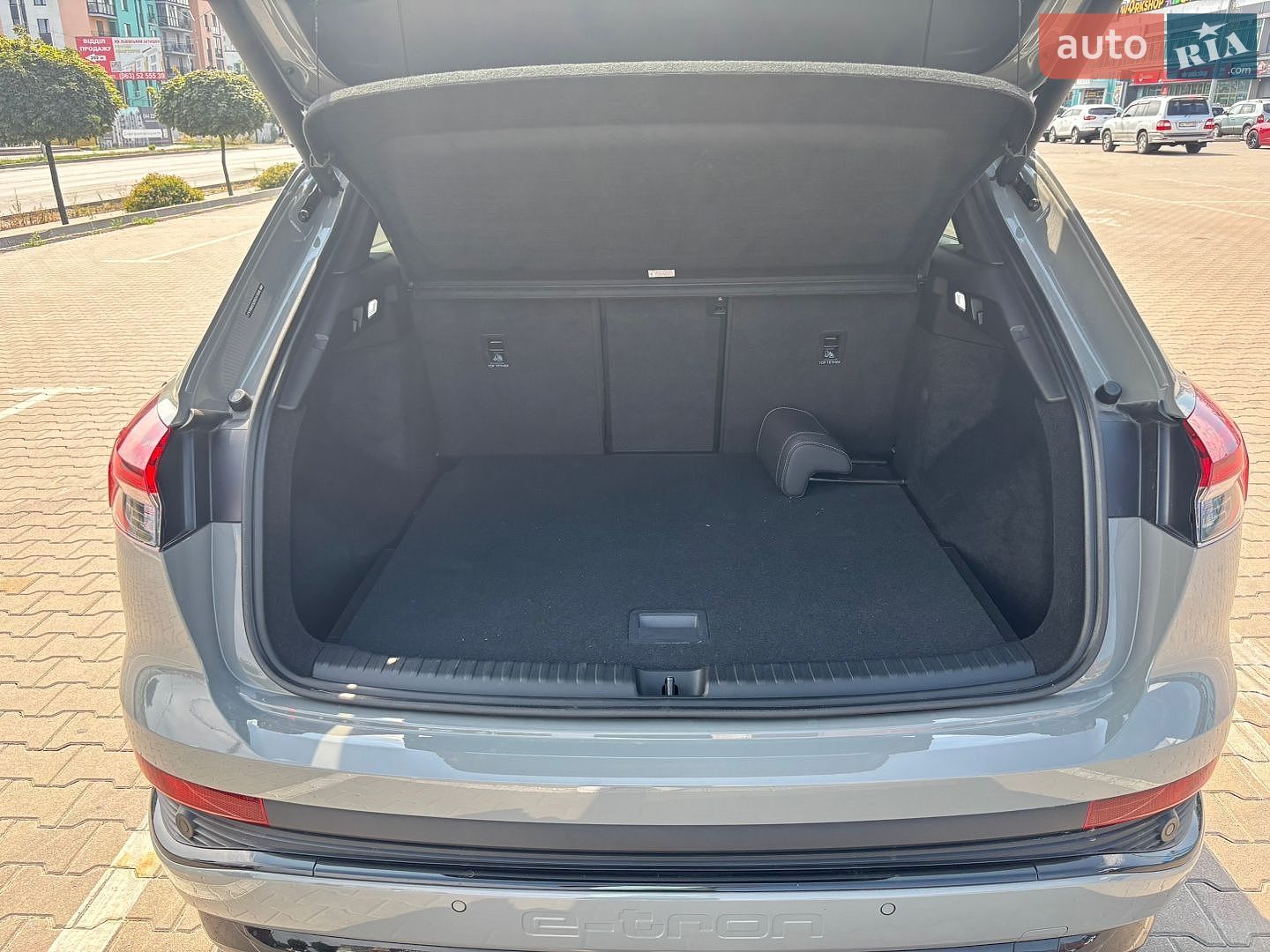 Audi Q4 e-tron 2024 VIN LFVVB9G32R5241698 фото оголошення 6 з 55