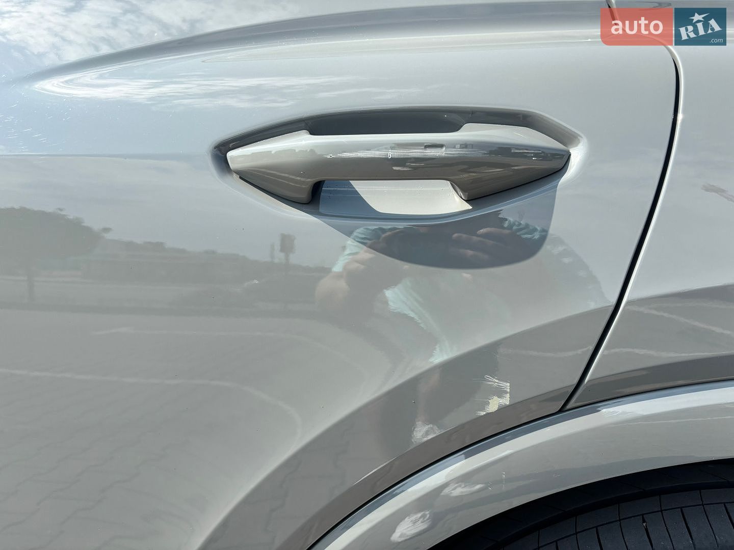 Audi Q4 e-tron 2024 VIN LFVVB9G32R5241698 фото оголошення 10 з 55