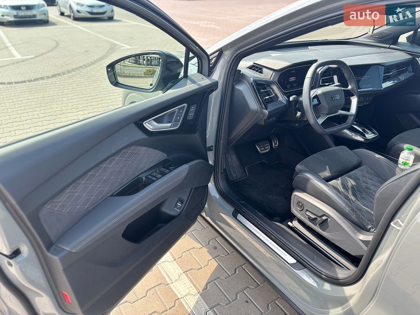 Audi Q4 e-tron 2024 VIN LFVVB9G32R5241698 фото оголошення 21 з 55