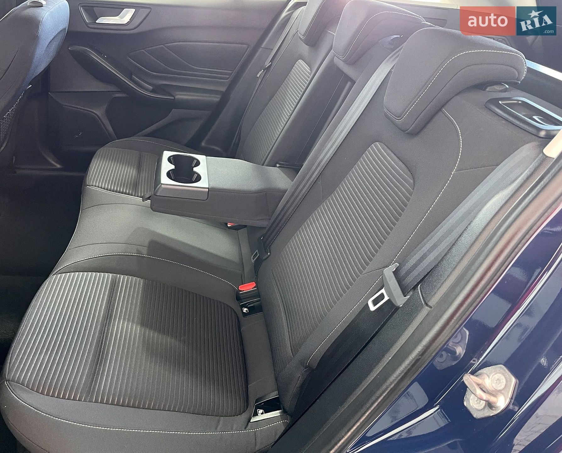 Ford Focus 2018 VIN WF0PXXGCHPJA09813 фото оголошення 11 з 35