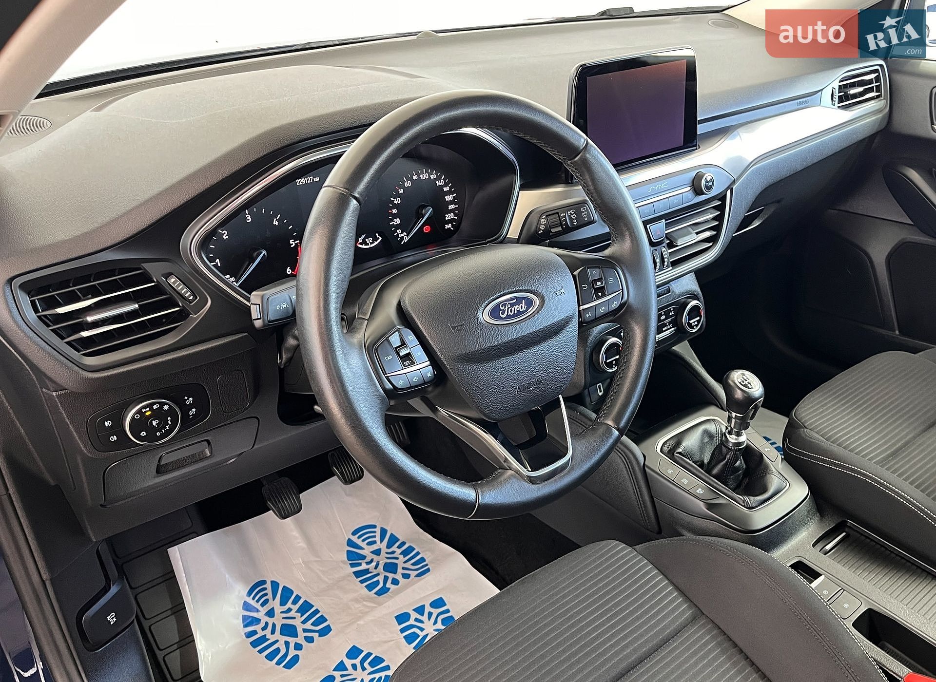 Ford Focus 2018 VIN WF0PXXGCHPJA09813 фото оголошення 6 з 35