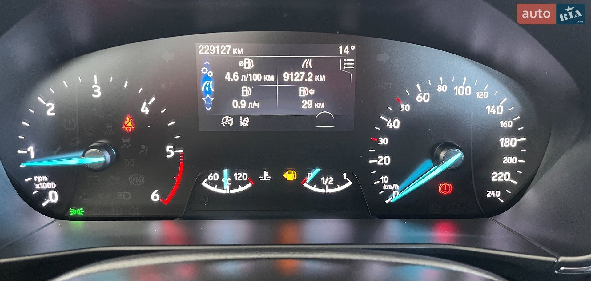 Ford Focus 2018 VIN WF0PXXGCHPJA09813 фото оголошення 22 з 35
