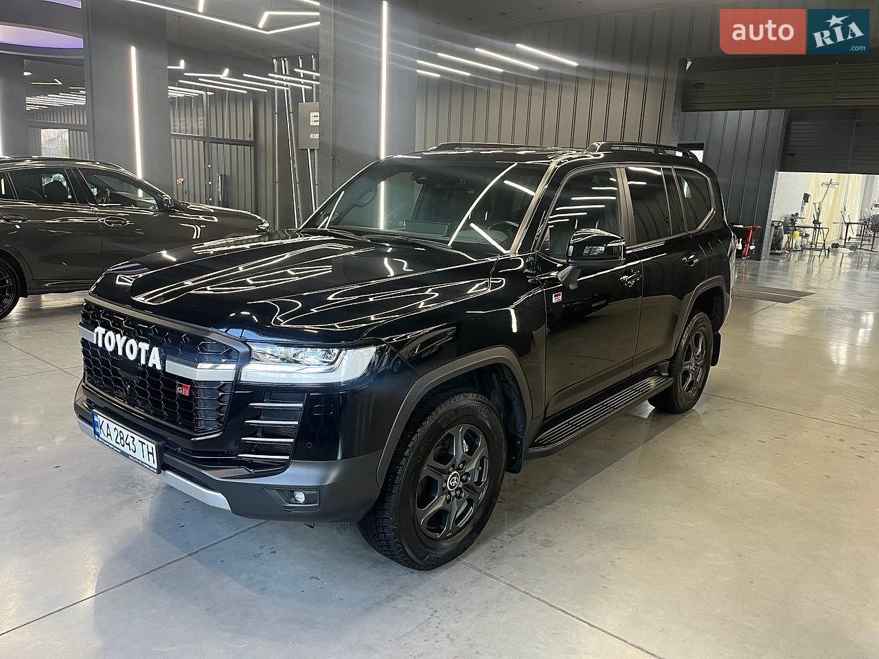 Toyota Land Cruiser 2023 VIN JTMAAABJ904041510 фото оголошення 3 з 15