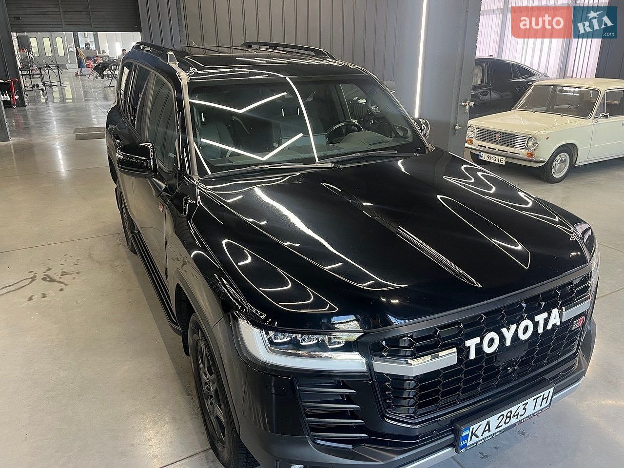 Toyota Land Cruiser 2023 VIN JTMAAABJ904041510 фото оголошення 11 з 15